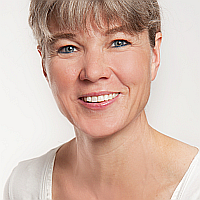 Kirsten Hesse - Heilpraktikerin, Shiatsu-Praktikerin (GSD)